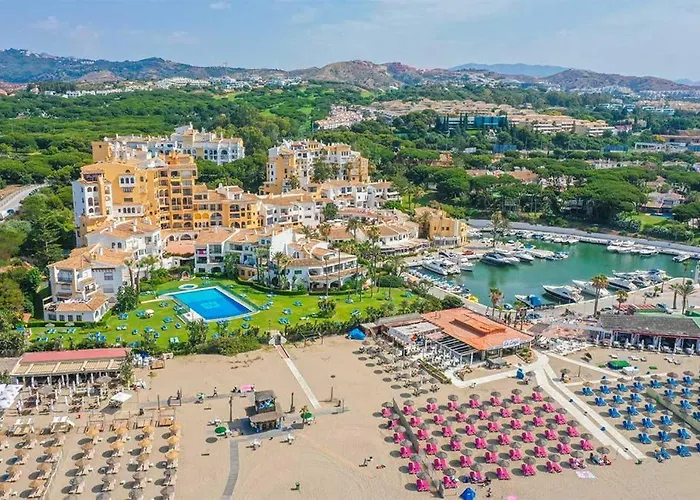 Cabopino Apartament, Marbella's * マルベーリャ