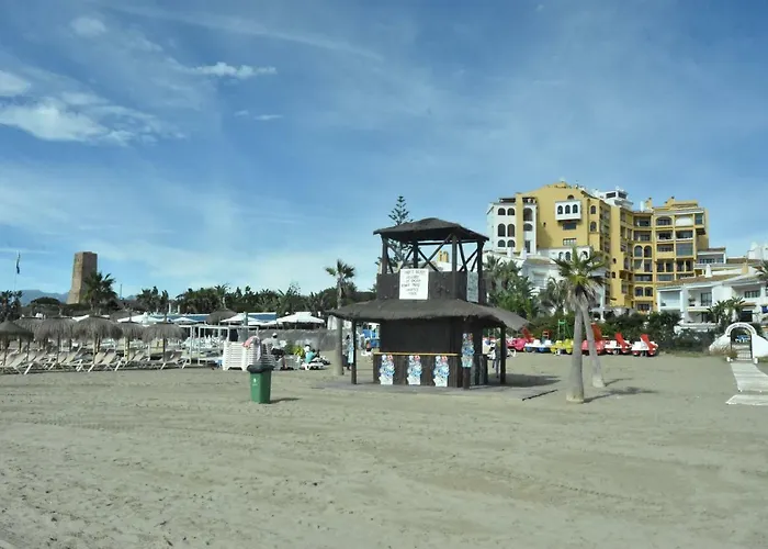 Cabopino Apartament, Marbella's *
